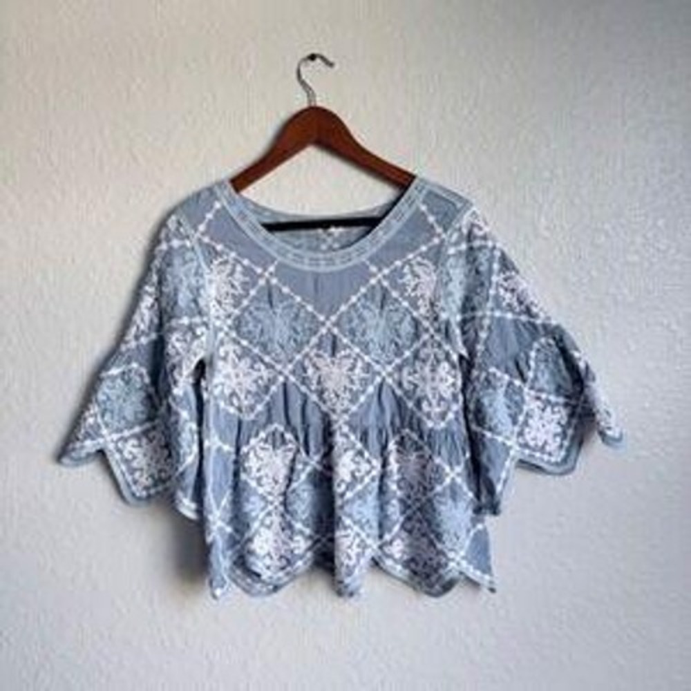 Kindred top embroidered coastal party bravely blue white cottage country SM EUC